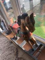 handgesneden houten hobbelpaard, Enlèvement