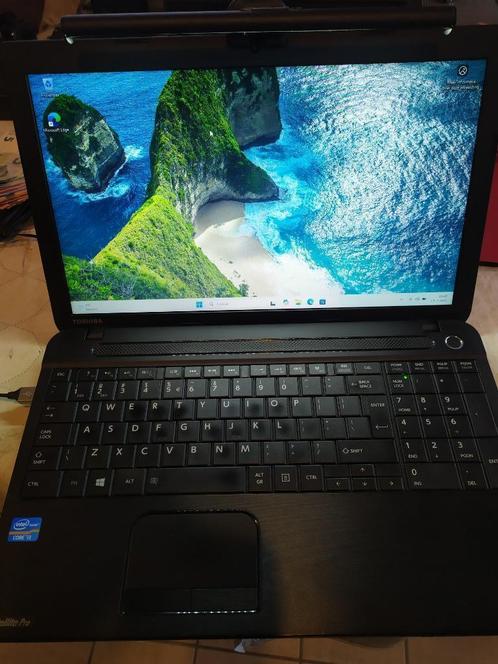 Toshiba met windows 11 en office, Computers en Software, Windows Laptops, Gebruikt, 15 inch, HDD, 2 tot 3 Ghz, 8 GB, Qwerty, Ophalen