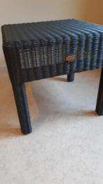 Blauw rotan krukje, Ophalen, Zo goed als nieuw