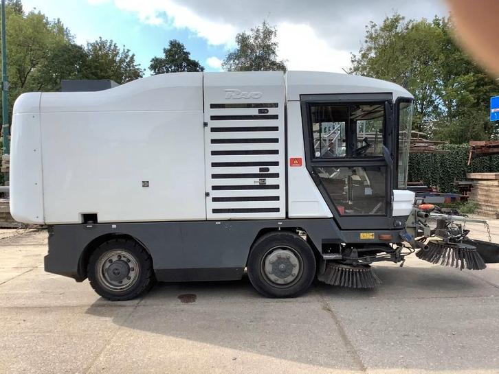 Ravo 540ST (bj 2014), Zakelijke goederen, Machines en Bouw | Onderhoud en Reiniging