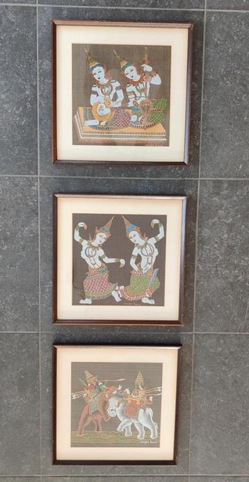 Vintage zijdeschilderij beschikbaar voor biedingen