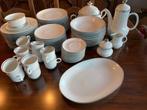 servies Bavaria Thirschenreuth - 78-delig, Huis en Inrichting, Ophalen, Zo goed als nieuw, Effen, Compleet servies