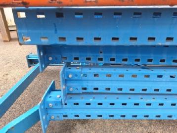 Magazijnstelling : staanders +liggers-stevige set 2de hands beschikbaar voor biedingen