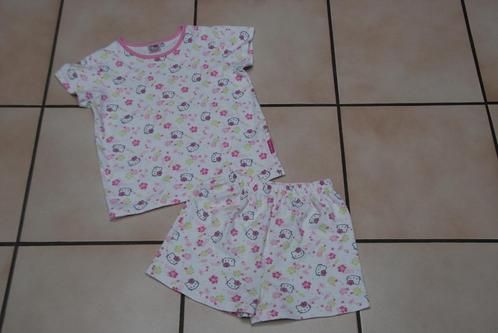 Pyjama Shorty"Hello Kitty"en coton blanc T128cm ou 7/8A TBon, Enfants & Bébés, Vêtements enfant | Taille 128, Comme neuf, Fille