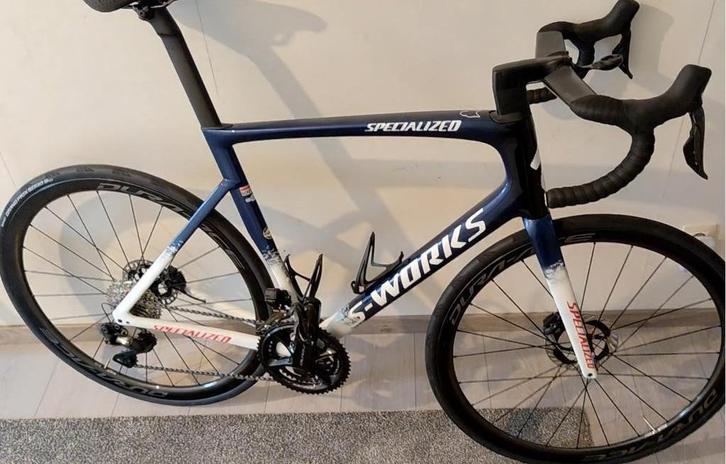 Tarmac SL7 couleur Quick step 2025 Dura Ace 12 vitesses Di2, Fietsen en Brommers, Fietsen | Racefietsen, Nieuw, Heren, Overige merken