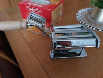 Machine à faire des pates, Enlèvement ou Envoi, Comme neuf