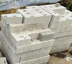 Betonblokken glad - hol 39x19x19cm. 1,60 euro/st - 300 stuks, Doe-het-zelf en Bouw, Nieuw, Ophalen of Verzenden