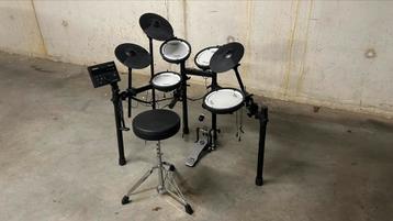Roland elektrisch drumstel beschikbaar voor biedingen