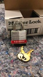 Hangsloten master lock, Motos, Enlèvement, Neuf