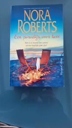 Nora Roberts - Paradijs voor twee, Ophalen of Verzenden, Nora Roberts