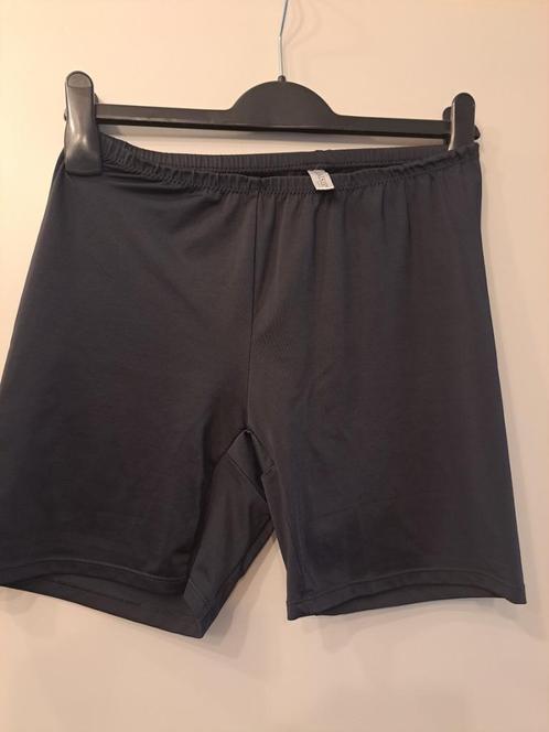 Dames Zwem-short mt:48 met pijpjes Plaisir (NL+31), Kleding | Dames, Badmode en Zwemkleding, Zo goed als nieuw, Zwembroek of Short