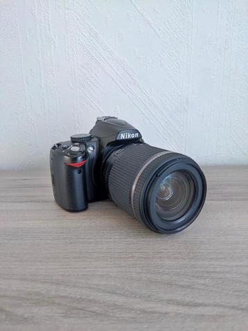 Nikon D3000 - Digitale Fotocamera  beschikbaar voor biedingen