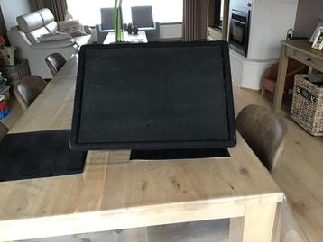 Zang Monitor beschikbaar voor biedingen