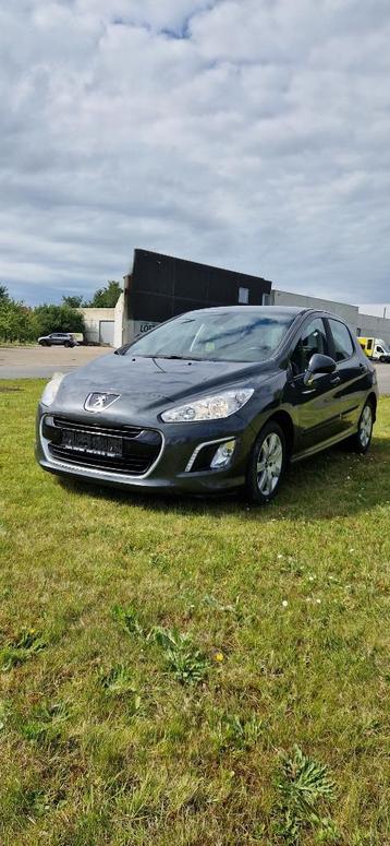 Peugeot 308 ESSENCE BJ 2013/110 000 KM disponible aux enchères