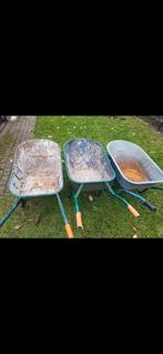 3 kruiwagen, Motoren, Ophalen