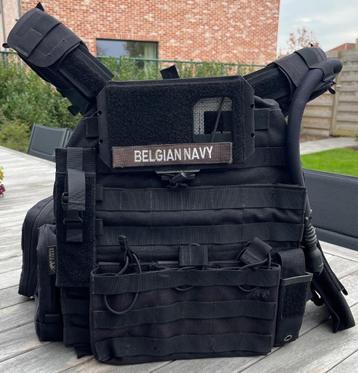 Set Tasmanian Tiger Plate Carrier & Belt beschikbaar voor biedingen