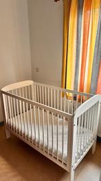Babybed met matras, Kinderen en Baby's, Ophalen, Zo goed als nieuw, Ledikant
