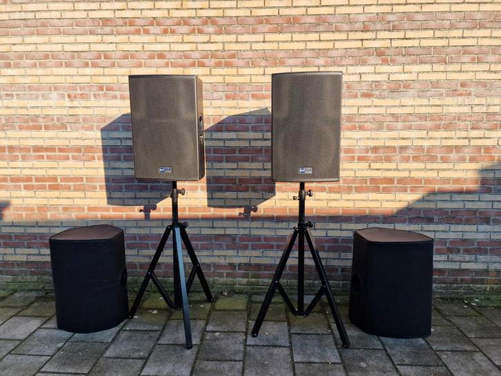 Rcf TT25A, Musique & Instruments, Amplis | Clavier, Moniteur & Sono, Enlèvement