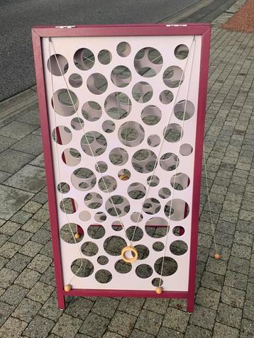 Jeu en bois beschikbaar voor biedingen
