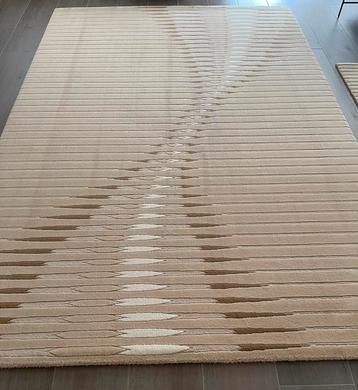 TAPIS EN LAINE 200x290 + 100x200 disponible aux enchères