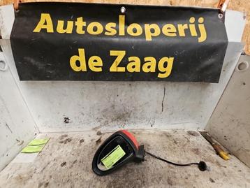 Buitenspiegel links van een Opel Corsa beschikbaar voor biedingen