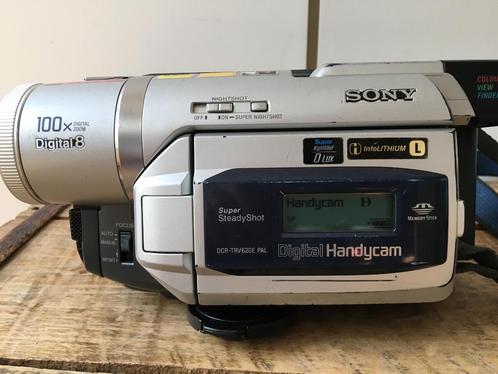 Sony Handycam - Compatible met Video8 Hi8 en Digital8, Audio, Tv en Foto, Videocamera's Analoog, Camera, Overige soorten, Ophalen of Verzenden
