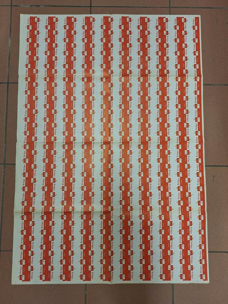 Affiche reclame etiketten lucifers Belga sigaretten rood, Verzamelen, Merken en Reclamevoorwerpen, Gebruikt, Verpakking, Ophalen of Verzenden