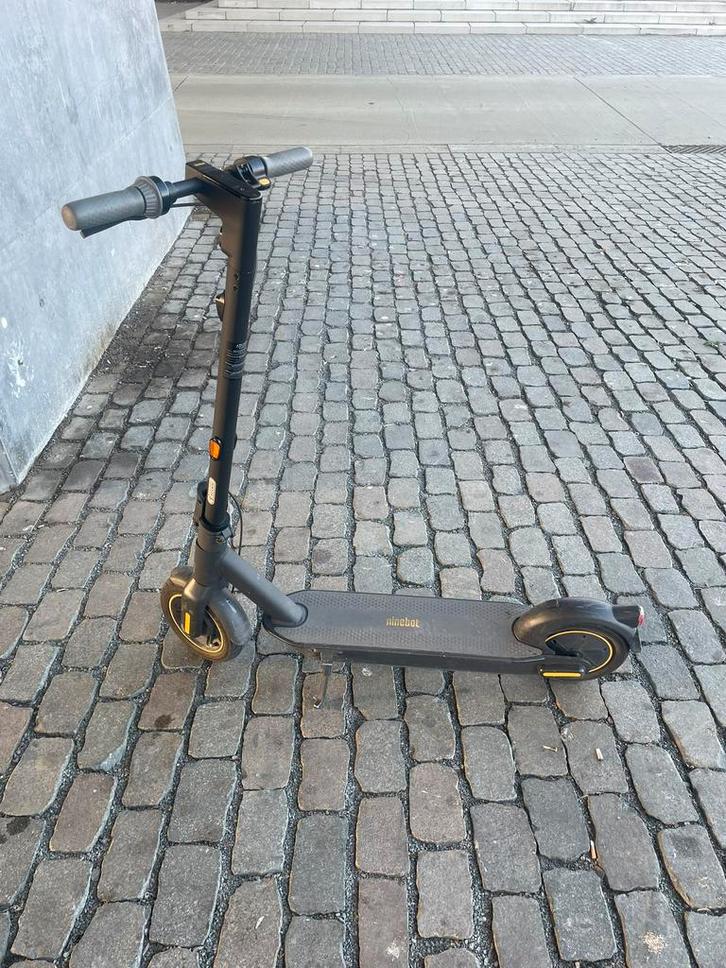 Ninebot G30 Max, Fietsen en Brommers, Steps, Zo goed als nieuw, Elektrische step (E-scooter), Ophalen