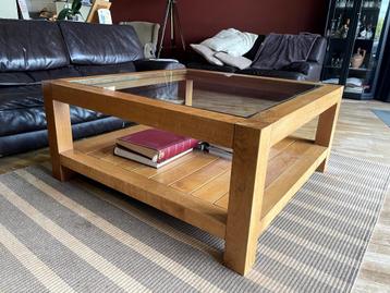 Salontafel met glazen blad Flamand style beschikbaar voor biedingen