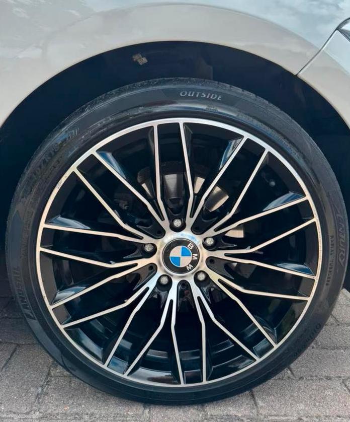 Velgen met banden/Verschillende velgen/banden/velgen, Auto diversen, Wieldoppen, Ophalen