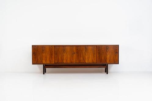 XL vintage dressoir van Ib Kofod-Larsen voor Faarup, Antiquités & Art, Art | Objets design, Enlèvement ou Envoi