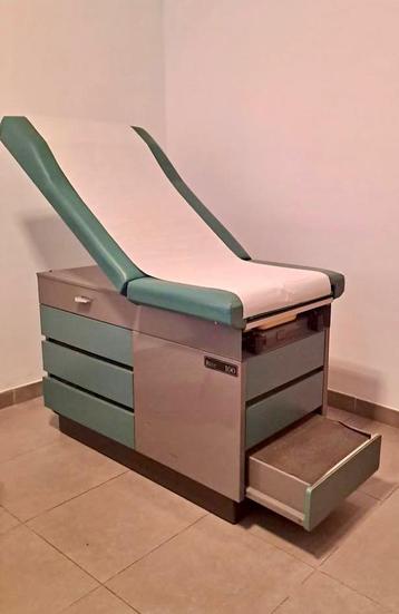 Table médicale Midmark Ritter 100 beschikbaar voor biedingen