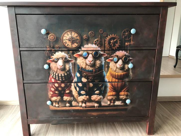 SOLDEN !!! Gepimpte kast met schaapjes, Huis en Inrichting, Kasten | Ladekasten, Zo goed als nieuw, Ophalen