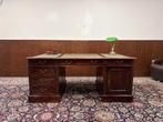 Klassiek Engels Chesterfield Bureau, Antiek en Kunst, Ophalen of Verzenden