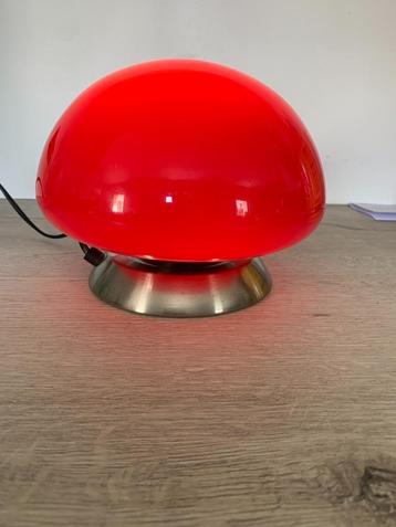 Lampe Touch Ovni champignon rouge tactile. 