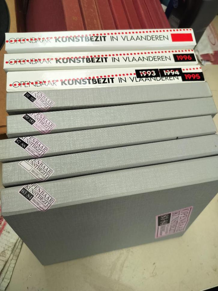 Openbaar Kunstbezit in Vlaanderen van 1963 tot 1996, Boeken, Kunst en Cultuur | Beeldend, Zo goed als nieuw, Overige onderwerpen