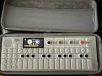 Teenage Engineering OP-1 Field, Muziek en Instrumenten, Synthesizers, Ophalen of Verzenden, Zo goed als nieuw, Overige aantallen