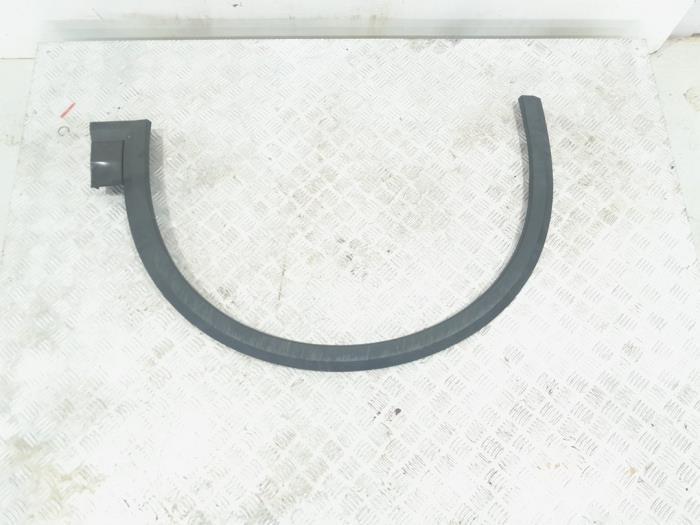 Cadre garde-boue d'un Lynk & Co 01, Autos : Pièces & Accessoires, Carrosserie & Tôlerie, Autres marques automobiles, Utilisé, 3 mois de garantie