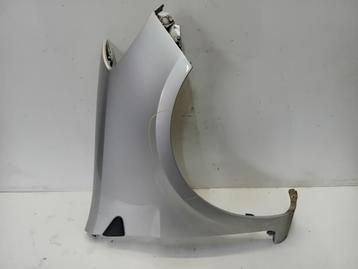 SPATBORD RECHTS VOOR Renault Clio III (BR / CR) beschikbaar voor biedingen