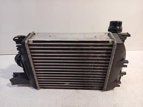 RADIATEUR INTERCOOLER Dacia Duster (SR) (144965154R), Auto-onderdelen, Airco en Verwarming, Dacia, Gebruikt