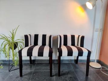 Design eetkamerstoel zwart wit beschikbaar voor biedingen