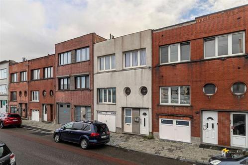 Huis te koop in Deurne, 2 slpks, Immo, Huizen en Appartementen te koop, Vrijstaande woning