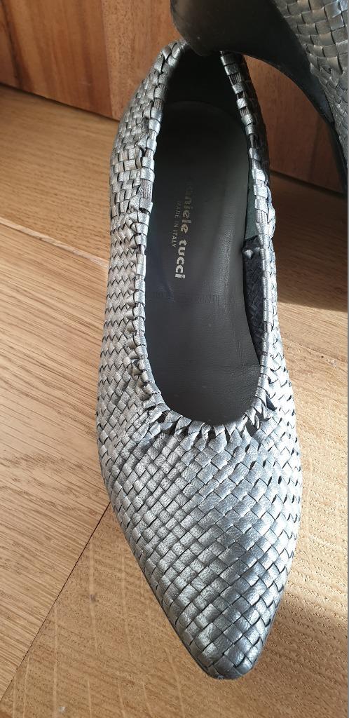 Daniele Tucci pumps - Maat 36 (37), Kleding | Dames, Schoenen, Gedragen, Pumps, Grijs, Ophalen of Verzenden