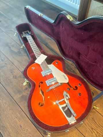 Gretsch 5120 met Gretsch case - als nieuw !