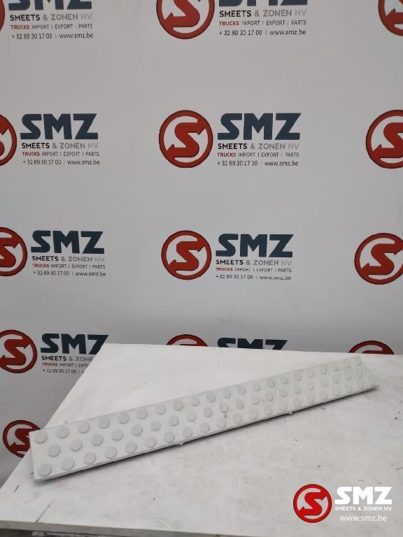 Occ opstapplaat bumper Mercedes Actros MP2 A943885, Auto-onderdelen, Vrachtwagen-onderdelen, Mercedes-Benz, Carrosserie en Plaatwerk