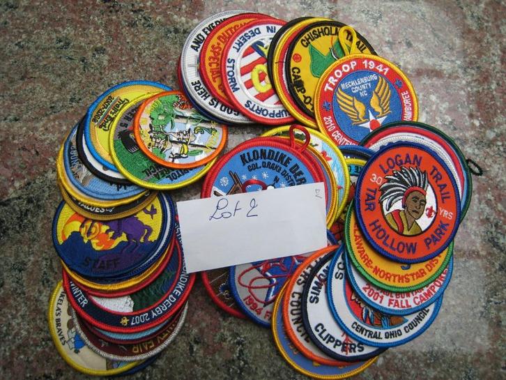 Boy Scouts lot of 50 Badges Insignes varia lot 2 BSA, Verzamelen, Scouting, Zo goed als nieuw, Embleem, Speld of Insigne, Verzenden