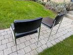 2 chaises1970 moderniste en alu et skai noir