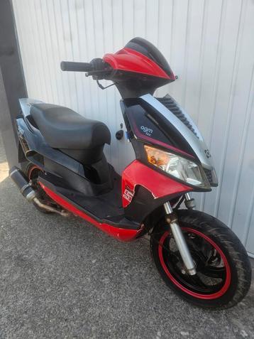 Scooter fox agm classe A  beschikbaar voor biedingen