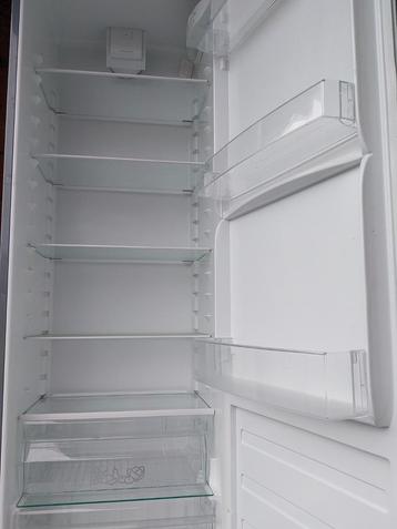 
Zanussi koelkast RF400 – DynamicAir – goed werken beschikbaar voor biedingen