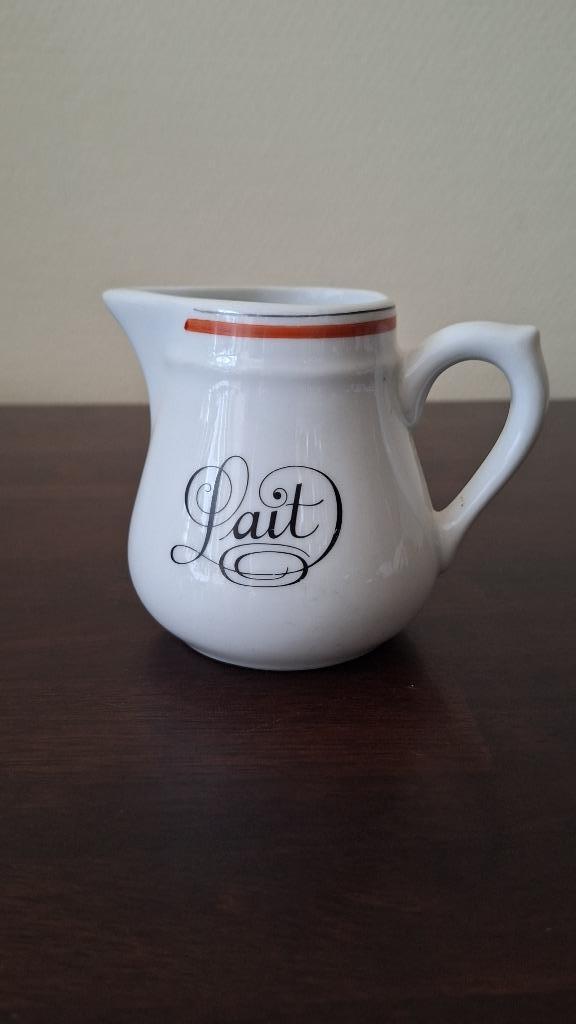 Porcelaine d'Auteuil melkkan Lait Jacques Lobjoy 10cm, Maison & Meubles, Cuisine | Vaisselle, Comme neuf, Autres types, Uni, Céramique